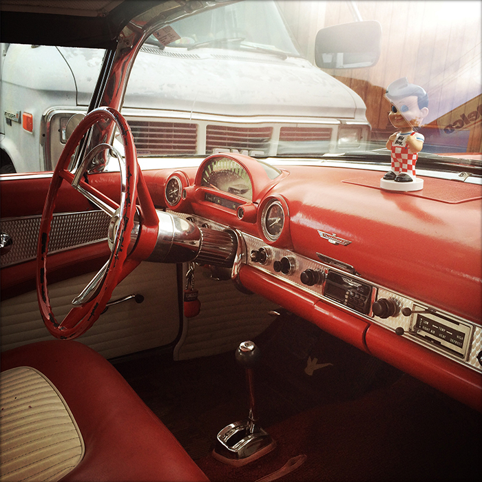 1955 Thunderbird inside